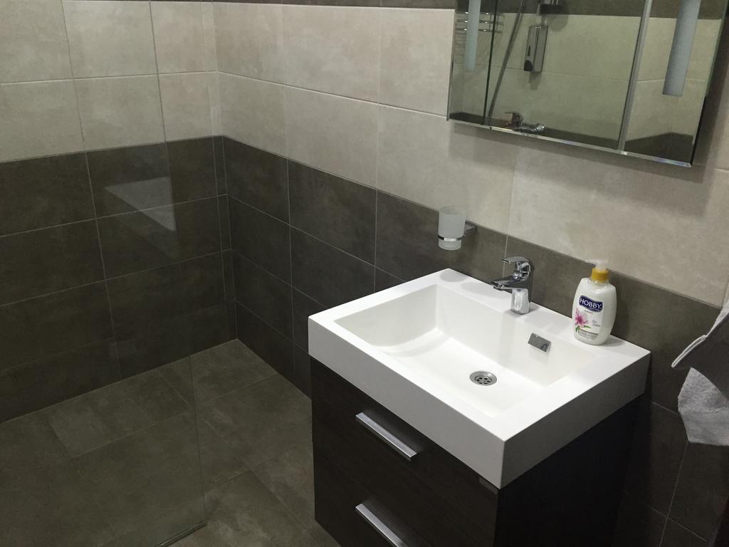 Sea Towers 2 Room Apartment Batumi Exterior foto